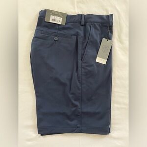 BNWT Rule 18 (Bobby Jones) golf shorts in Navy